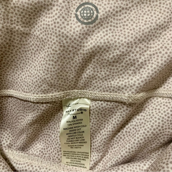 Max Studio Performance reversible Sochi sports bra & leggings, sand snake print - Picture 4 of 6